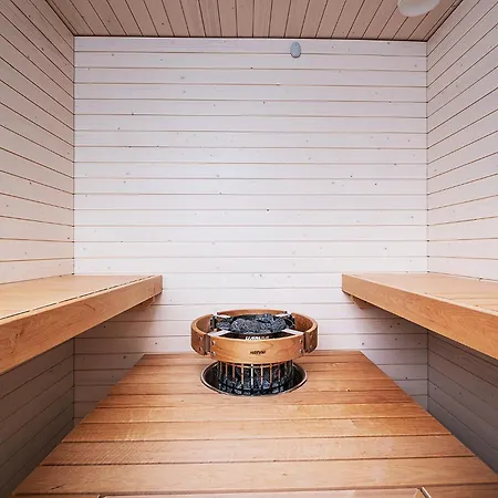 Brand New 2bdr With Private Sauna Рованиеми