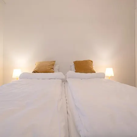 Brand New 2bdr With Private Sauna