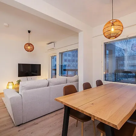 Brand New 2bdr With Private Sauna