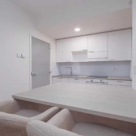 Brand New 2bdr With Private Sauna Рованиеми